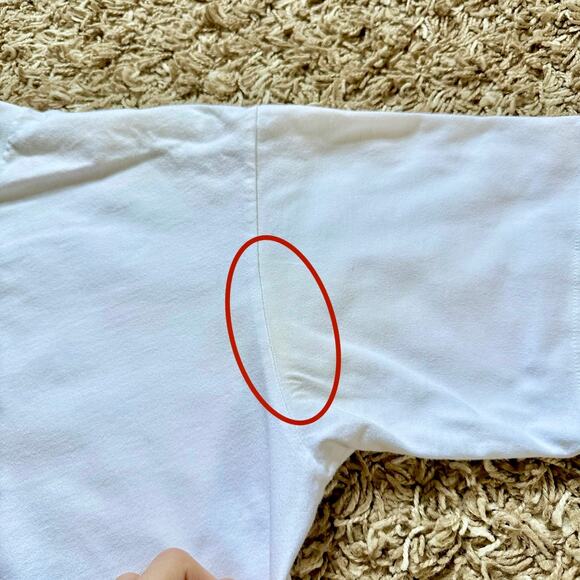 Keith Haring Uniqlo UT White Tee Art USA Artist Big Logo Men’s Size S - Picture 7 of 8